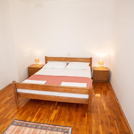 House Emilija Apartment Novalja Luaran gambar